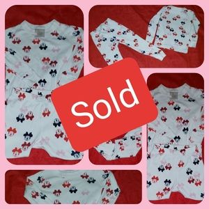 2 Pairs Hanna Andersson Pajamas Sold
